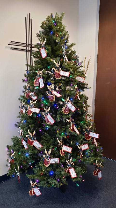 FHSA's 2021 Angel Tree with Lois Armor beside it